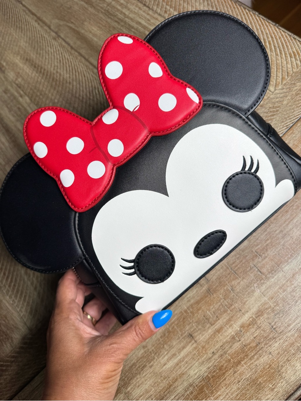 NEW Minnie Mouse Pop Loungefly Fanny Pack Black & White with Red Polka Dot Bow